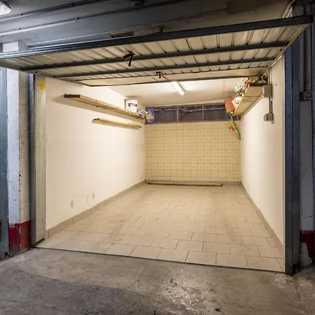 Guesthost - Cozy Loft Flat In Σαν Ρέμο